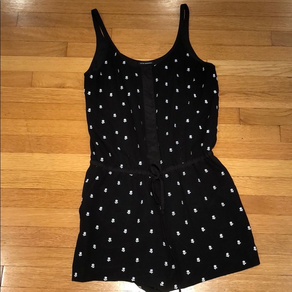 Club Monaco Pants - Club Monaco Jumper